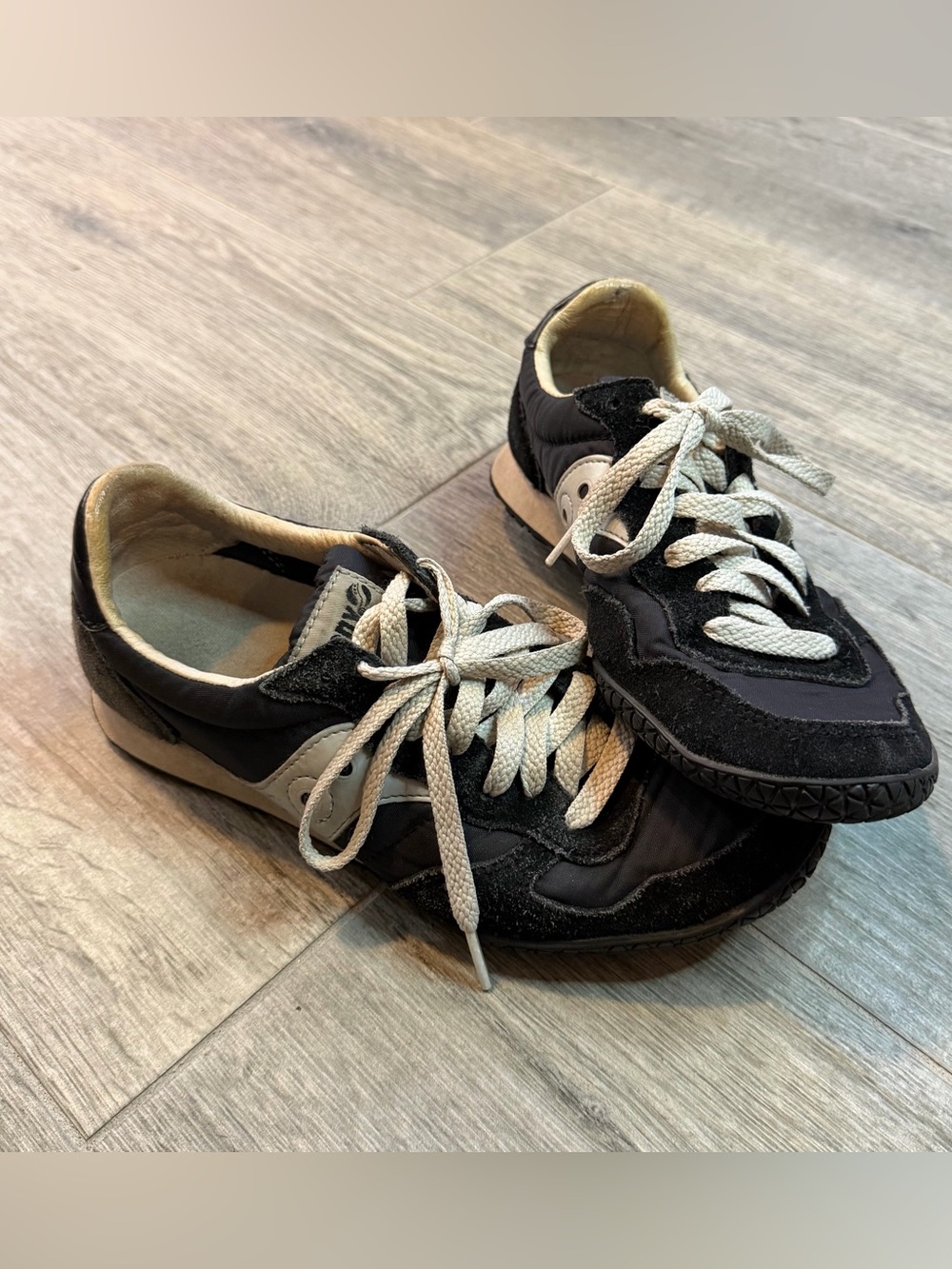 Saucony Bullet Size 8 Sneaker Track Shoe Low-top Retro Suede Leather Black